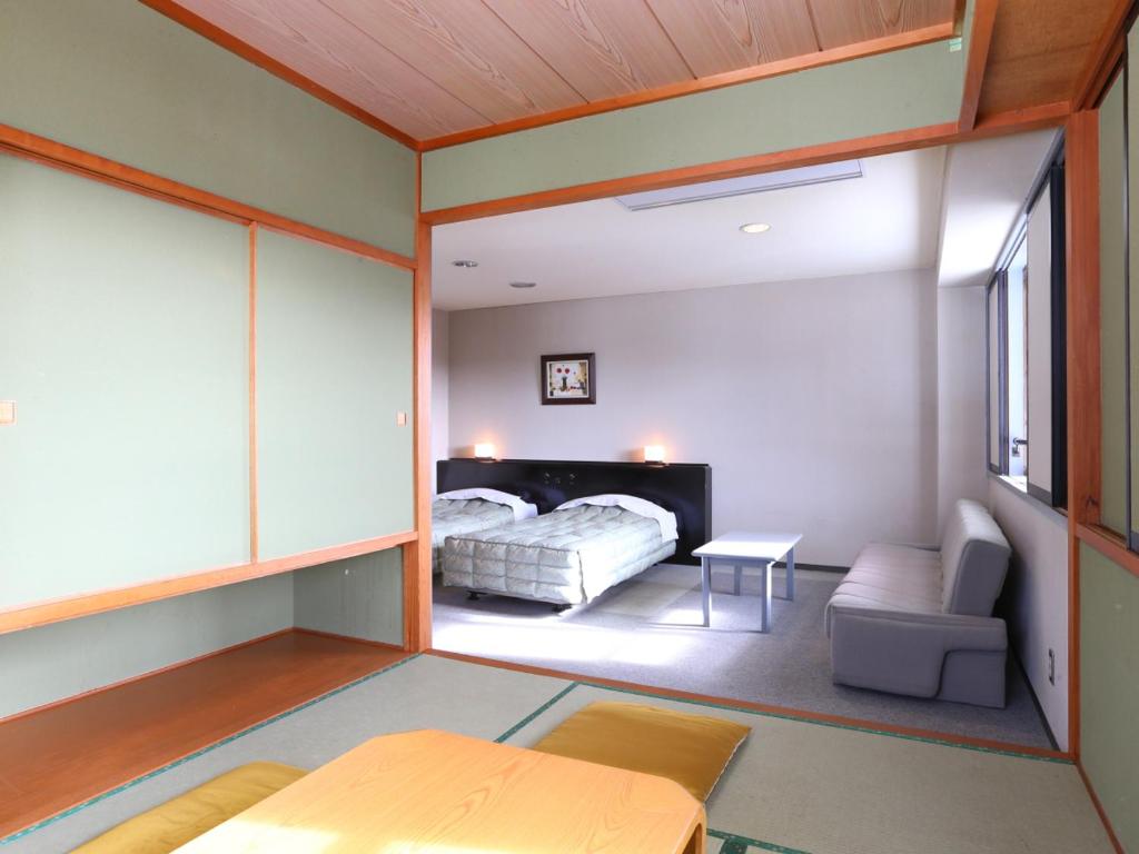 Hotel Silk Inn Madarao Tatami Room