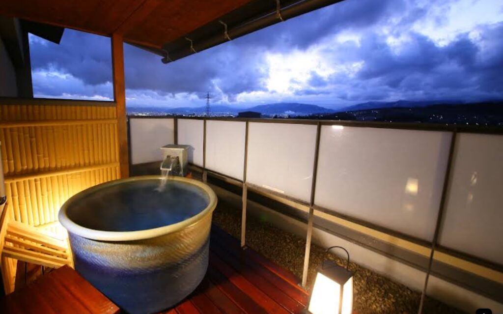 Hotel Tamanoyu Open Air Bath