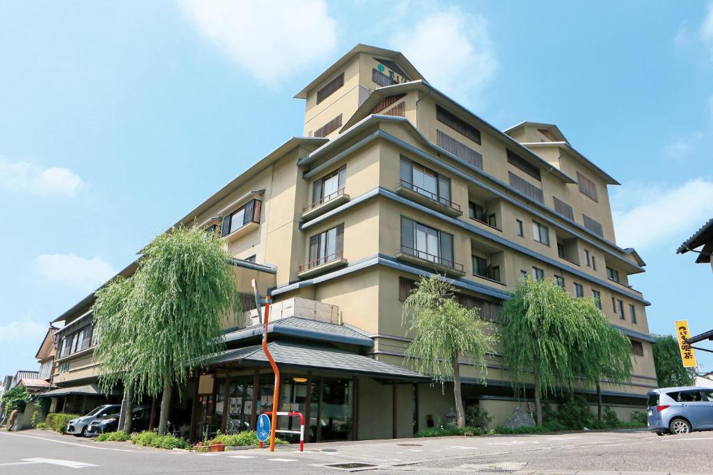 Hotel Tamanoyu Ryokan Exterior