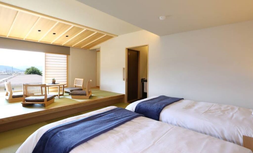 Hotel Tamanoyu Tatami Room