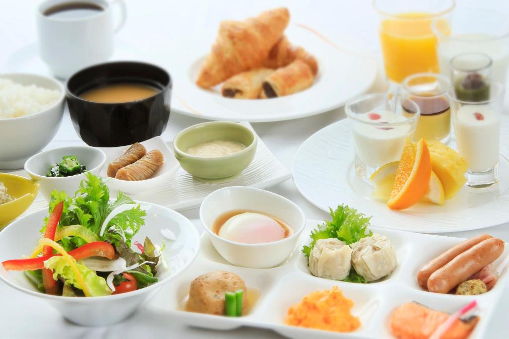 Hotel View Palace Breakfast Spread