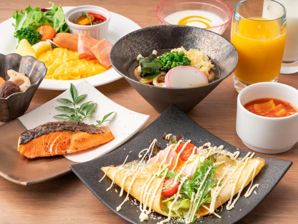 Hotel Villa Fontaine Grand Haneda Airport Breakfast Spread