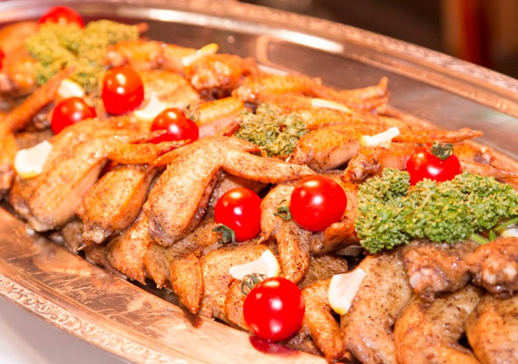 Hotel Yunishigawa Buffet Chicken Wings