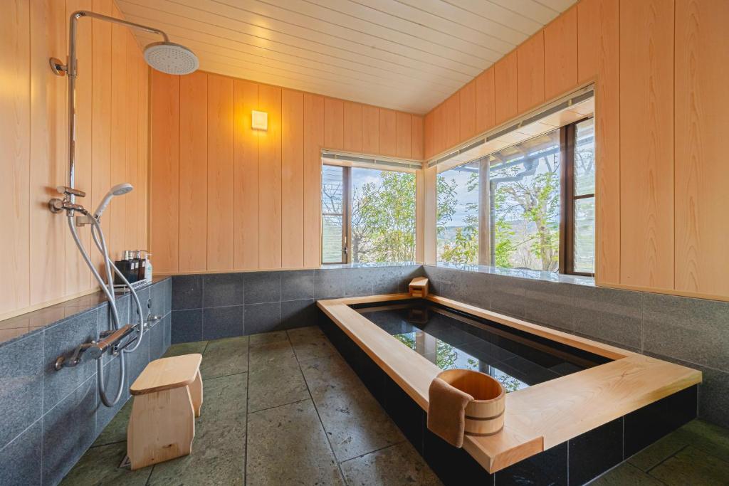 Ihatov Nakaizu Private Onsen Bath