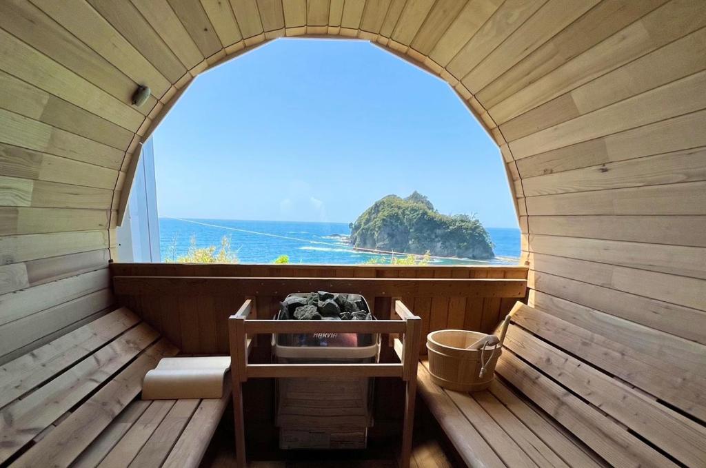 Il Azzurri Ocean View Sauna