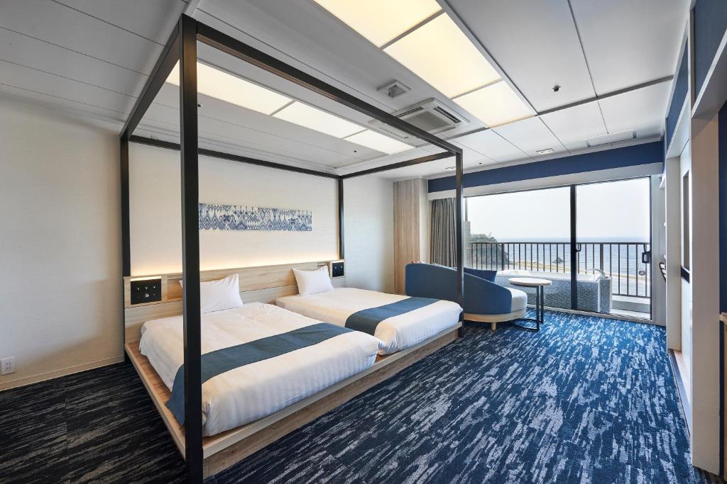 Il Azzurri Ocean View Twin Room