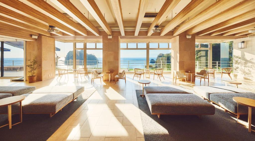Il Azzurri Ryokan Ocean View Lounge