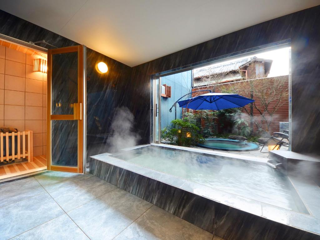 Inn Takumihare Kokoroan Private Onsen Bath