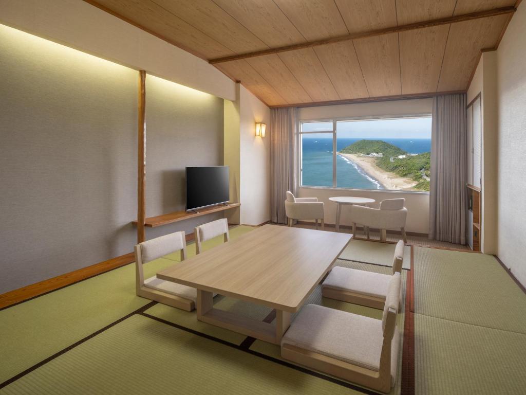 Irago Ocean Resort Tatami Room Ocean View