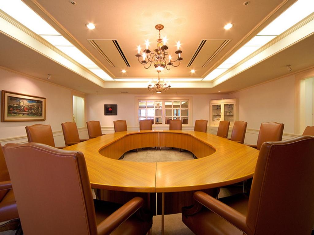 Irago Resort Convention Hotel Conference Room