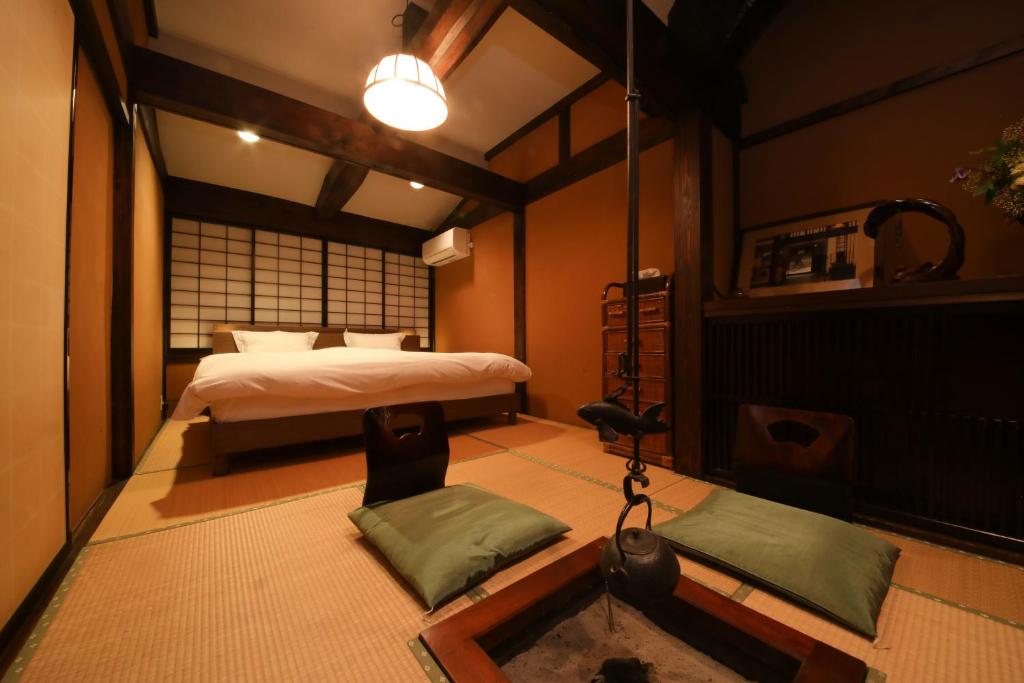 Iroriyado Hidaya Tatami Bedroom