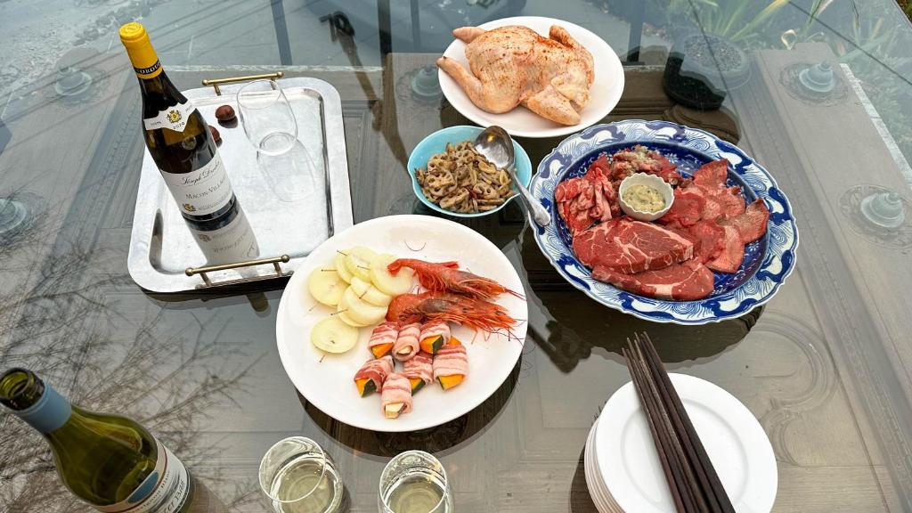 Isana Mountain Villa Omuroyama Bbq Dinner