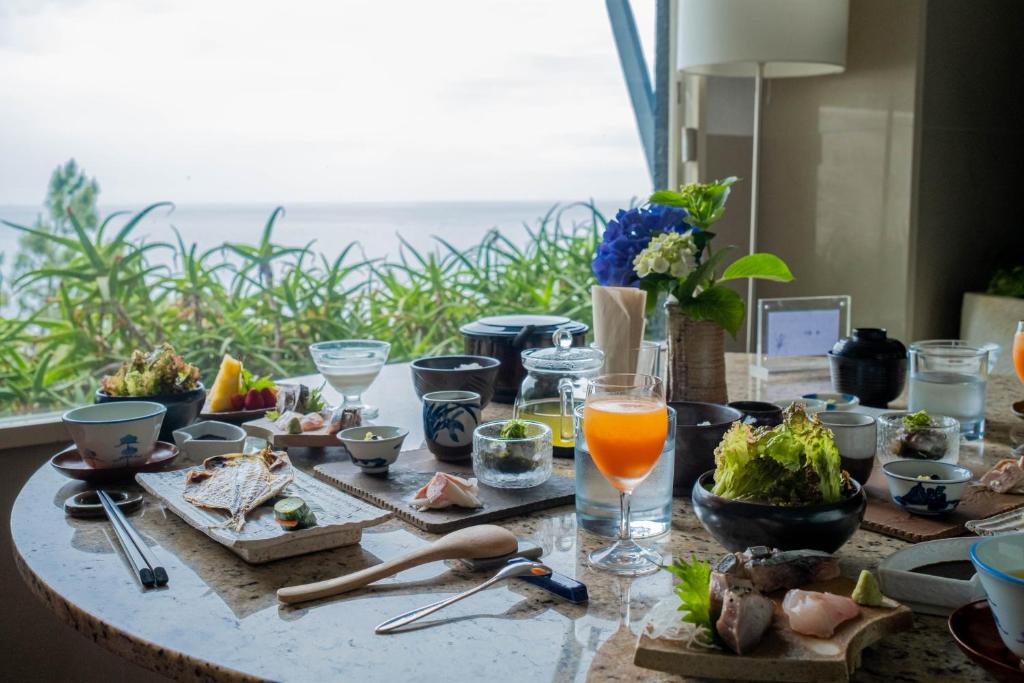 Isana Resort Sea View Breakfast