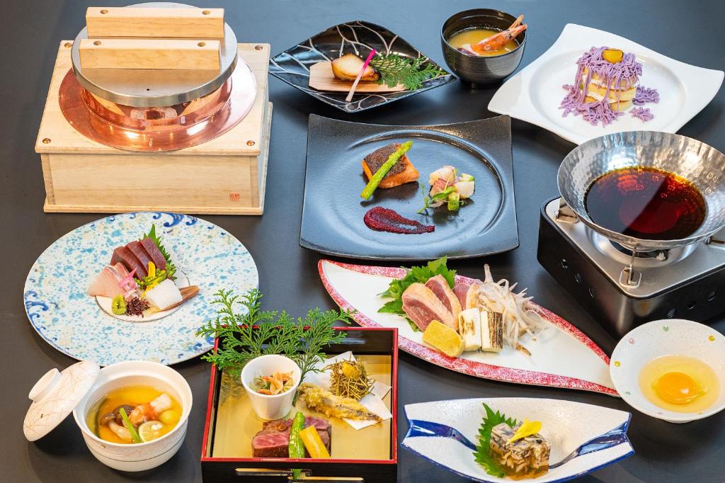 Ishinoya Izu Nagaoka Kaiseki Dinner