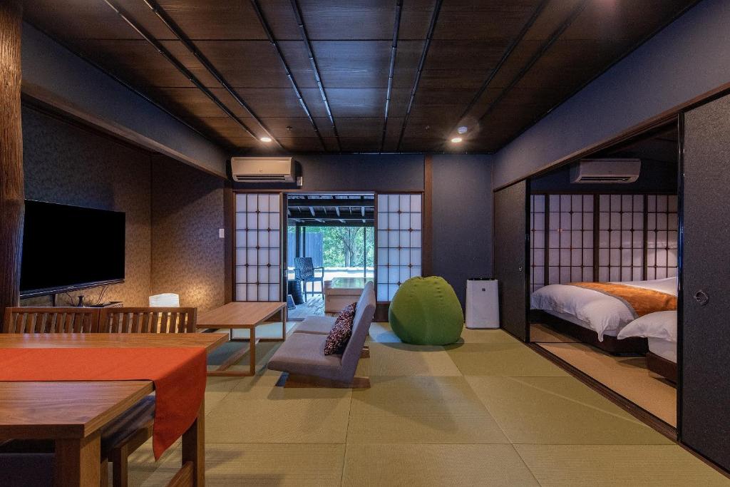 Ishinoya Izu Nagaoka Tatami Room