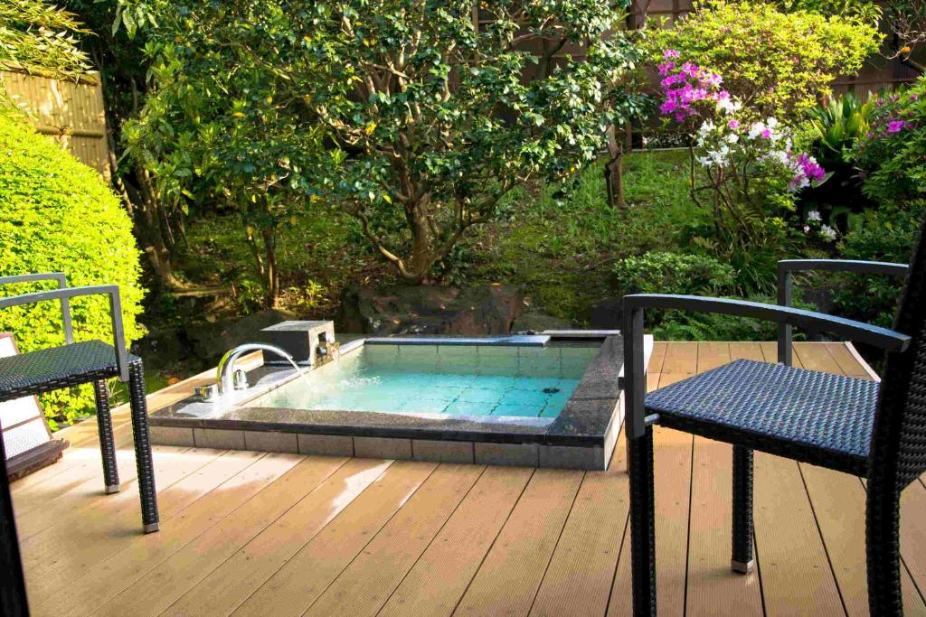 Ito Ryokuyu Private Onsen Garden