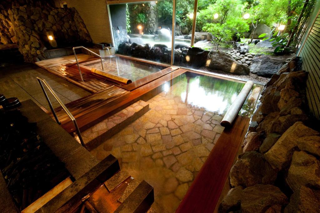 Ito Yukitei Onsen Bath
