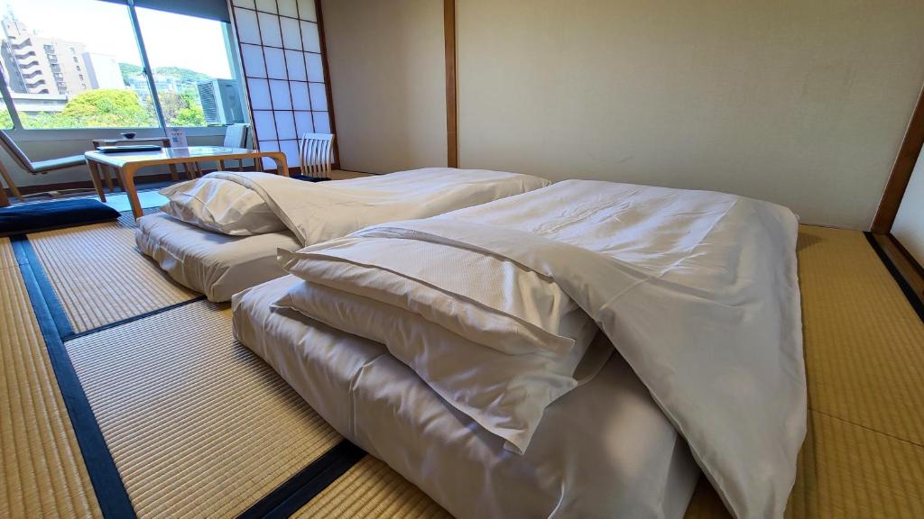 Ito Yukitei Tatami Room