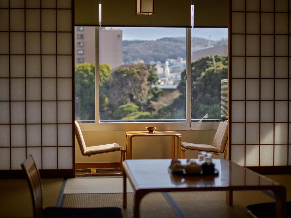Ito Yukitei Tatami Room