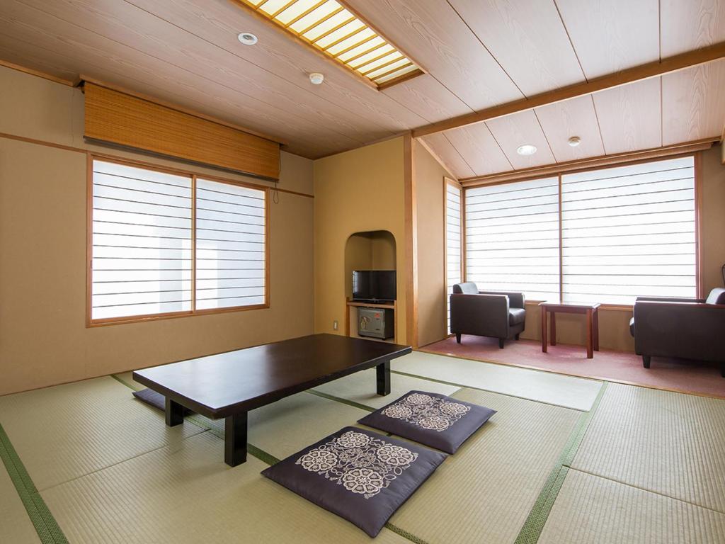 Itoen Hotel Asamanoyu Tatami Room