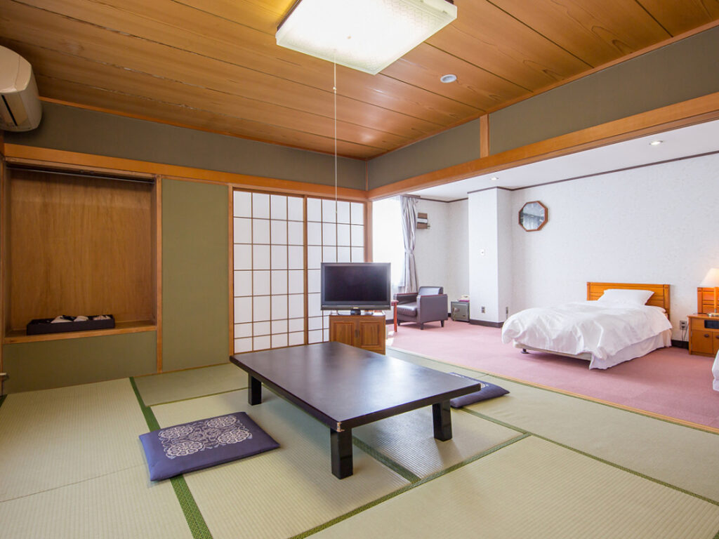 Itoen Hotel Asamanoyu Tatami Room Bedroom