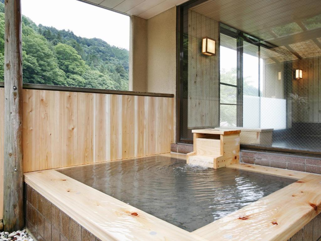 Iwaya Inn Private Onsen Bath