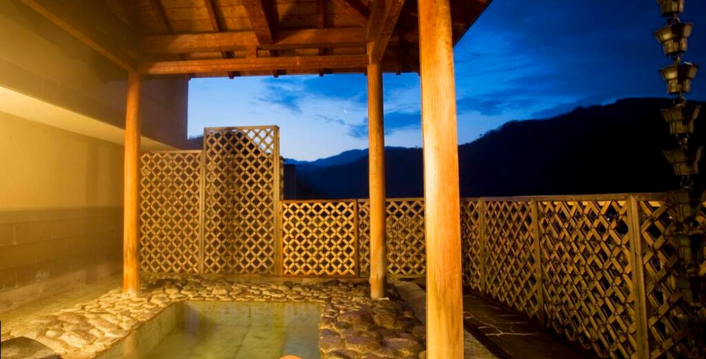 Izanro Iwasaki Open Air Bath