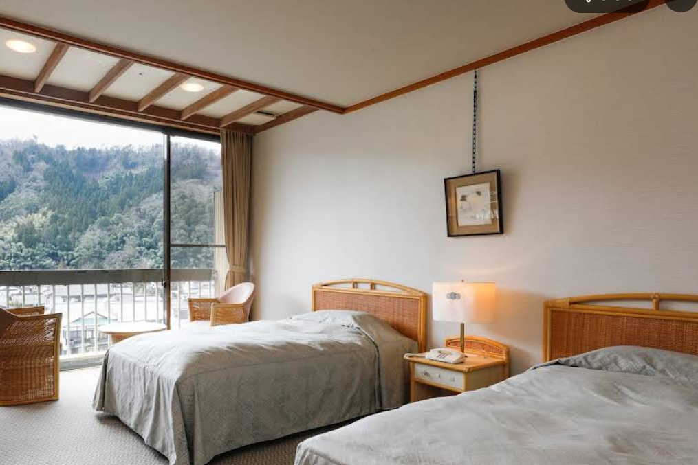 Izanro Iwasaki Twin Room