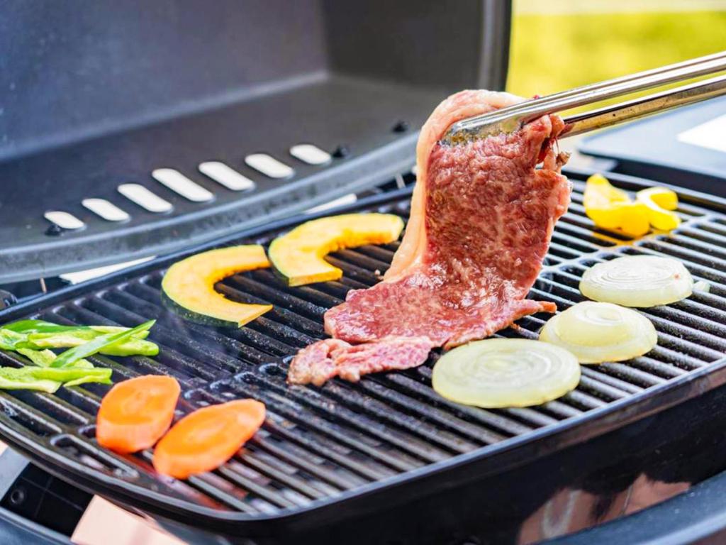Izu Coco Glamping Resort Bbq Grill