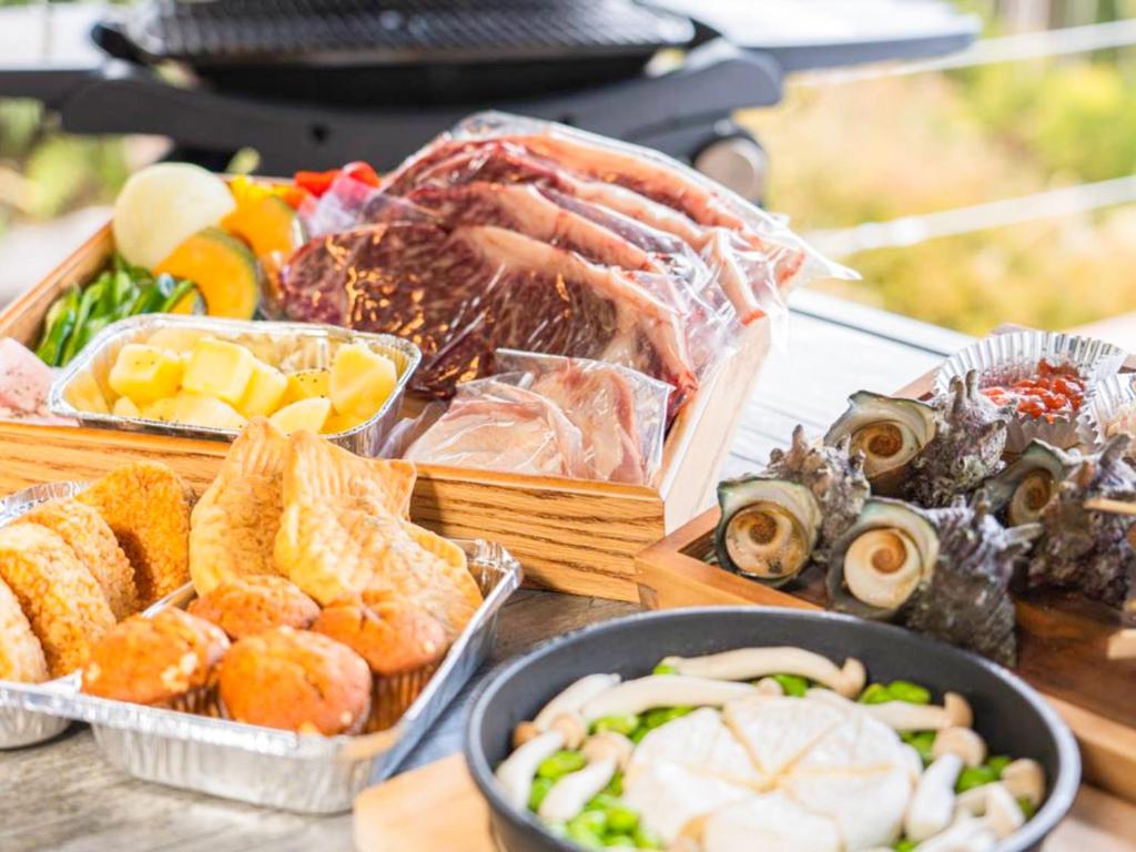 Izu Coco Glamping Resort Bbq Meal