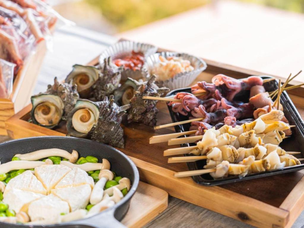 Izu Coco Glamping Resort Seafood Bbq