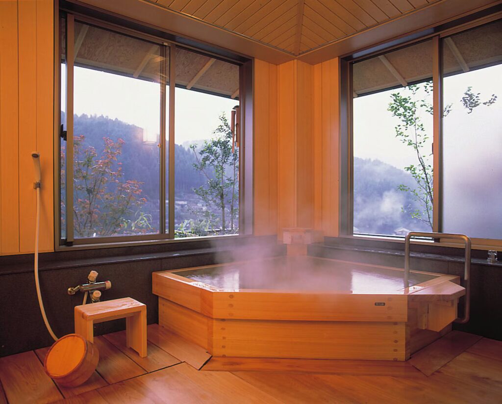Izutsuya Ryokan Private Onsen Room