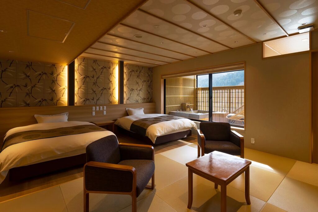 Izutsuya Ryokan Twin Room