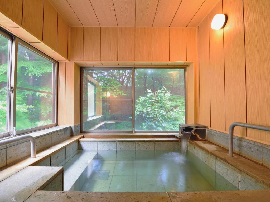 Jizaiso Indoor Onsen Bath