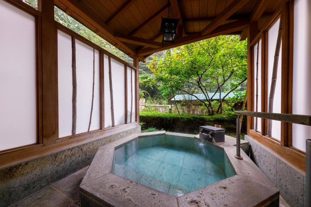Jizaiso Private Onsen Bath