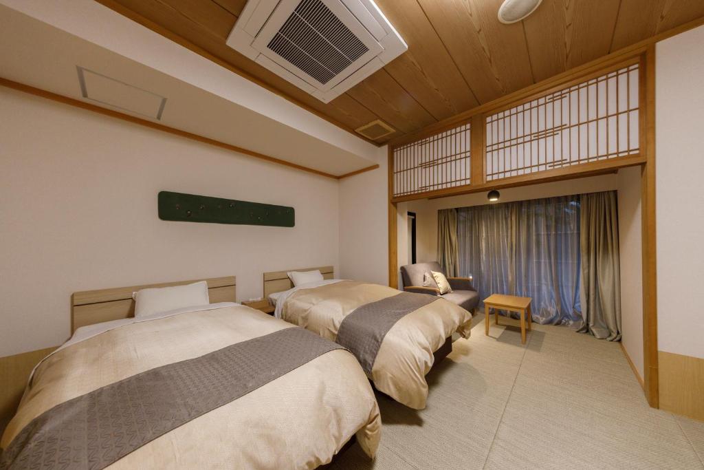 Jizaiso Ryokan Twin Room