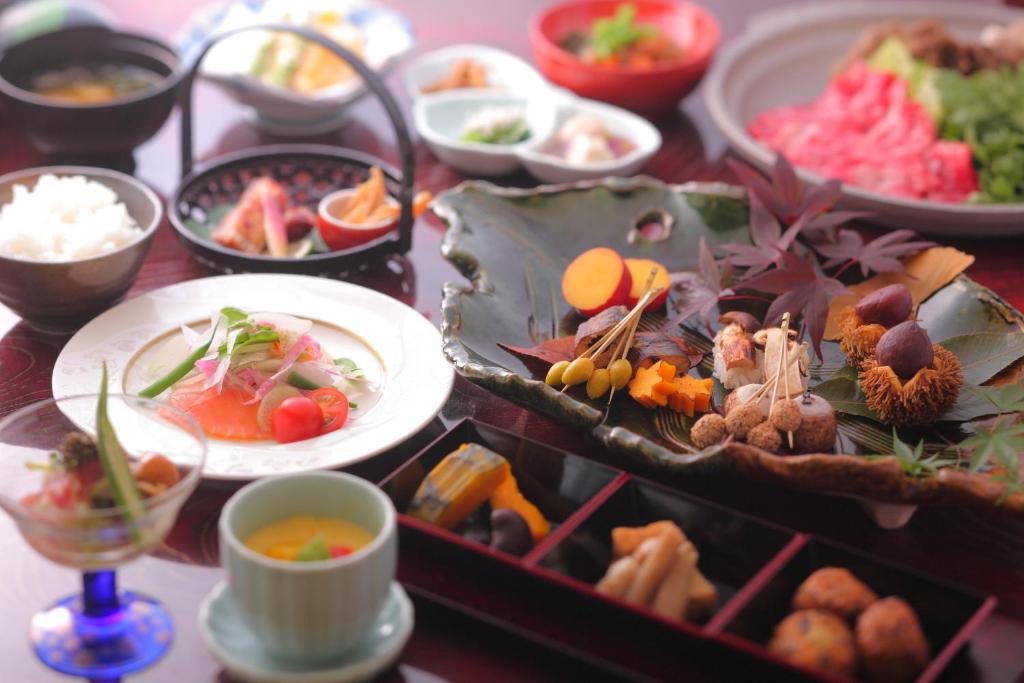 Kaido Roman Onyado Tsutaya Kaiseki Meal