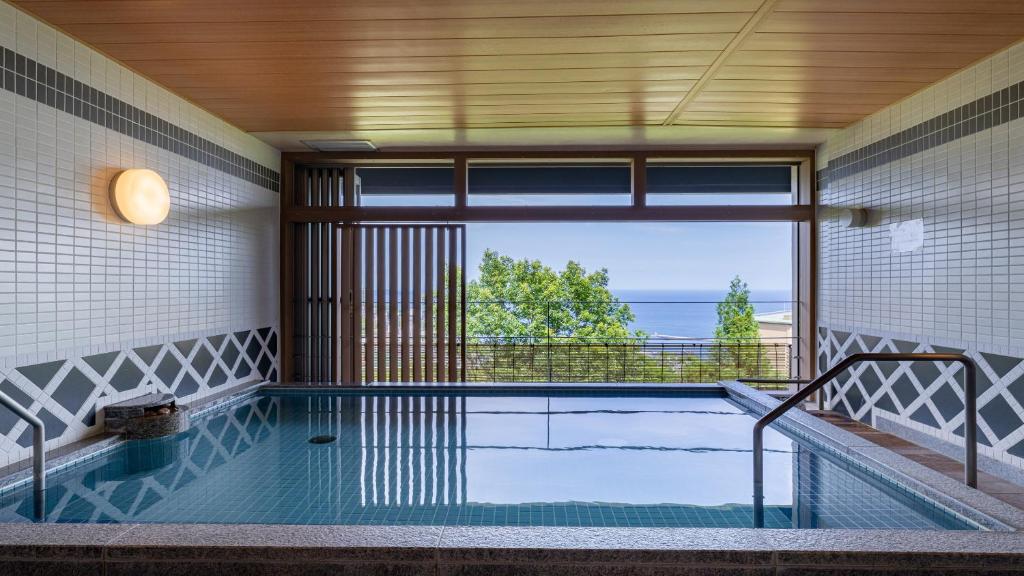 Kamenoi Hotel Atami Annex Indoor Onsen