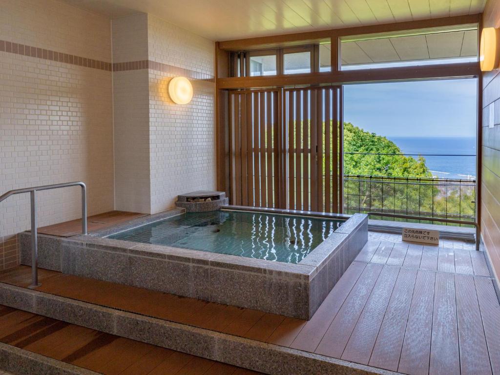 Kamenoi Hotel Atami Annex Private Onsen