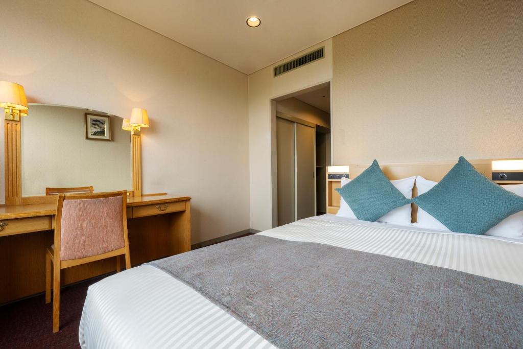 Kamenoi Hotel Fukui Double Room