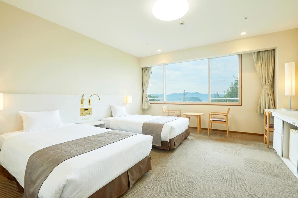 Kamenoi Hotel Fukui Twin Room