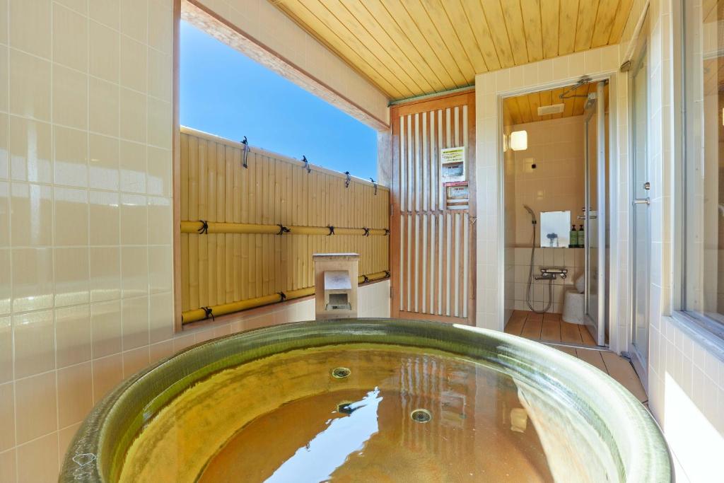 Kamenoi Hotel Kitsuregawa Private Onsen Bath