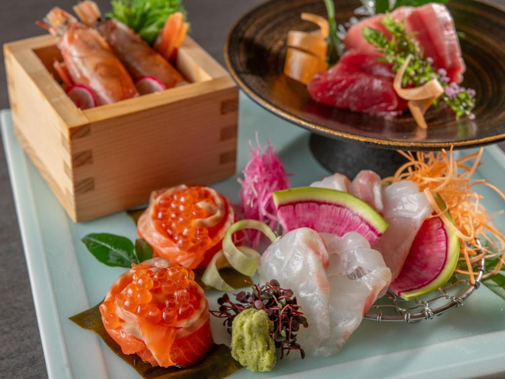 Kamenoi Hotel Kitsuregawa Sashimi Platter