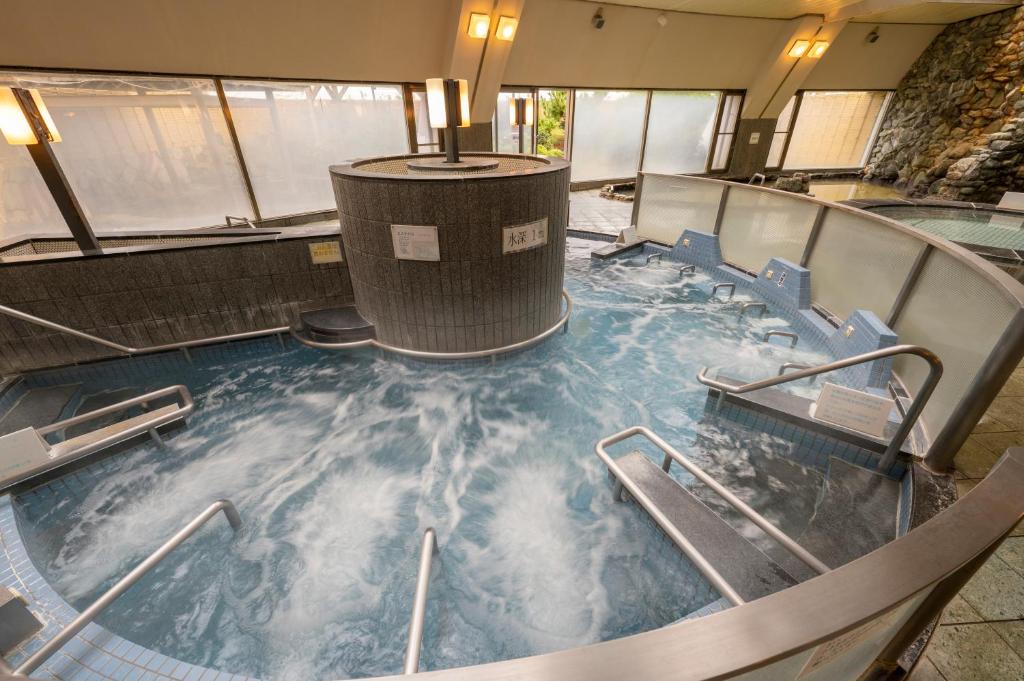 Kamenoi Hotel Kujukuri Indoor Onsen Bath