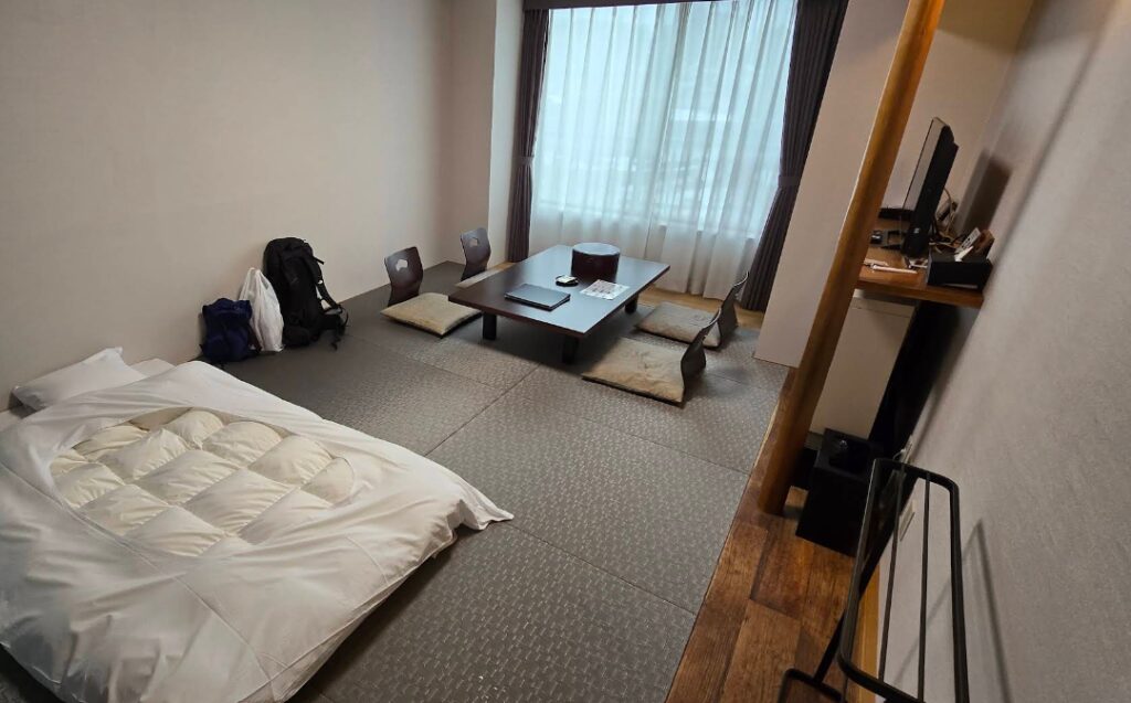 Kamenoi Hotel Kusatsu Yubatake Tatami Room