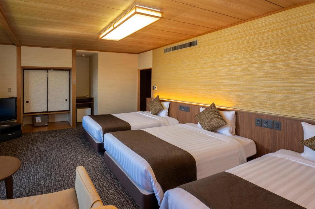 Kamenoi Hotel Ome Triple Room