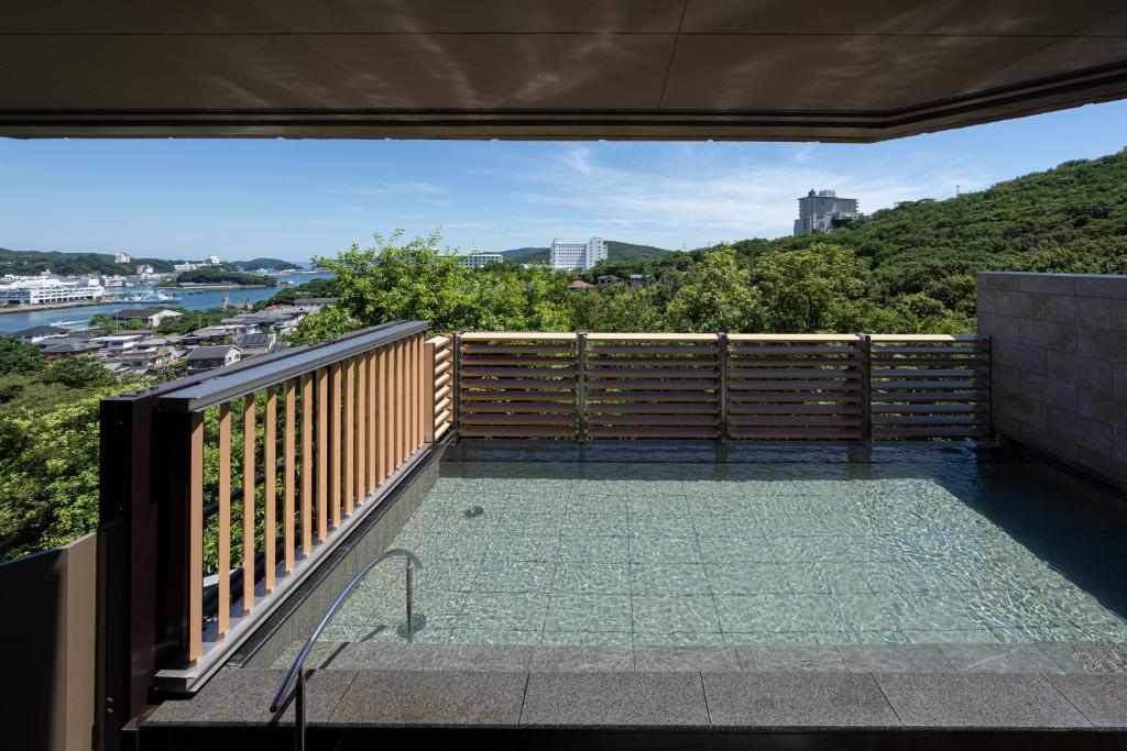 Kamenoi Hotel Toba Open Air Bath