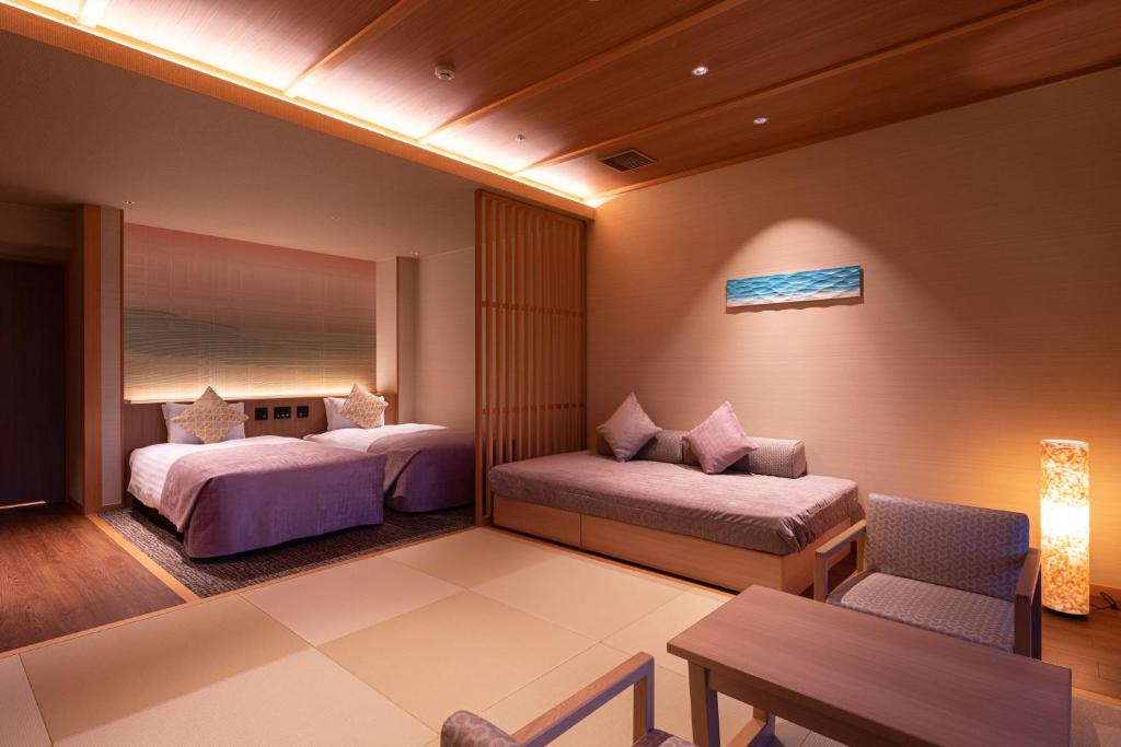 Kamenoi Hotel Toba Tatami Room