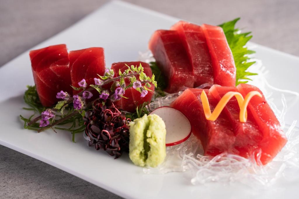 Kamenoi Hotel Yaizu Tuna Sashimi