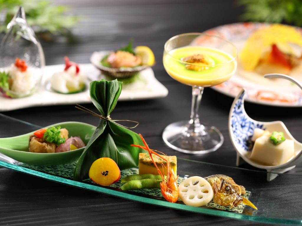 Kamisuwa Onsen Hama No Yu Kaiseki Meal